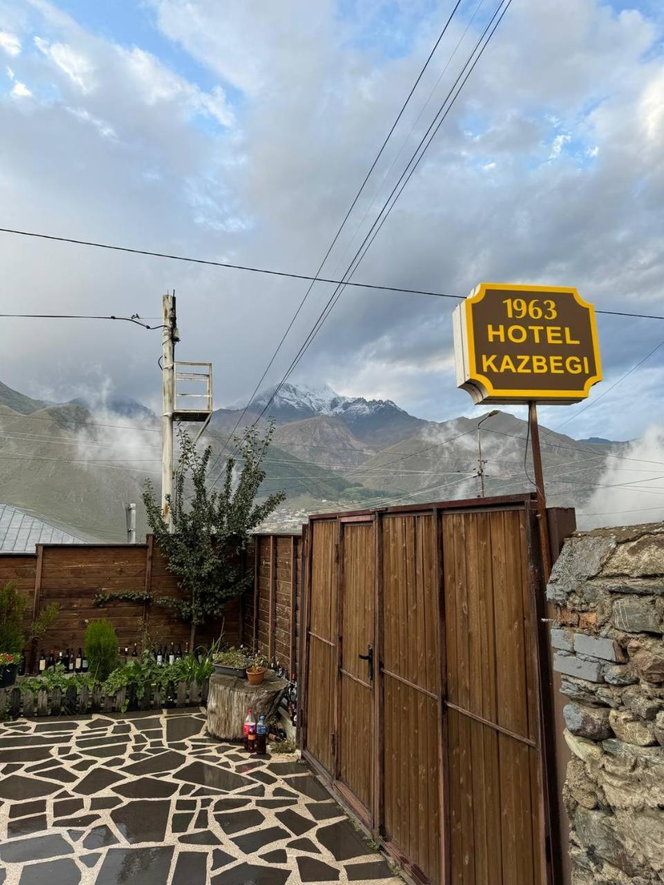 Hotel Kazbegi 1963 Exterior foto